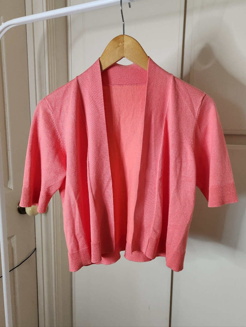 Vintage pink cropped shortsleeves cardigan